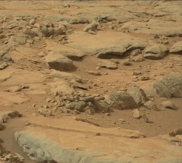 Sol 138: Mast Camera (Mastcam)