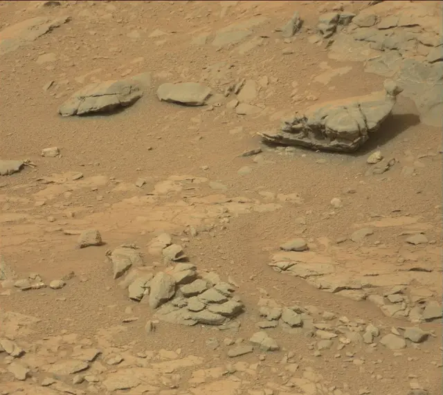 Sol 141: Mast Camera (Mastcam)