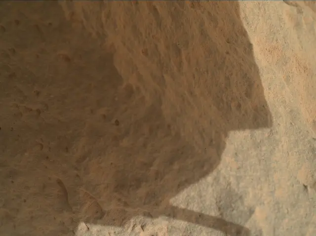 Sol 149: Mars Hand Lens Imager (MAHLI)