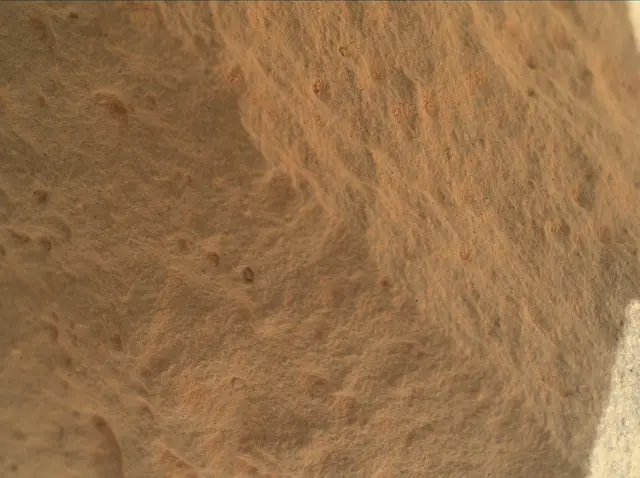 Sol 149: Mars Hand Lens Imager (MAHLI)