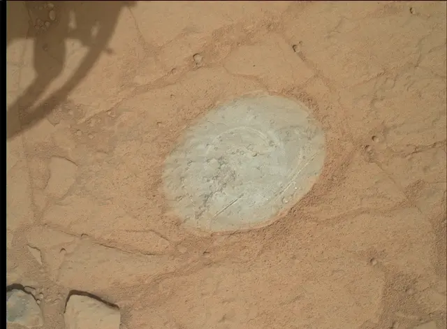 Sol 150: Mars Hand Lens Imager (MAHLI)