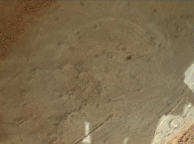 Sol 150: Mars Hand Lens Imager (MAHLI)