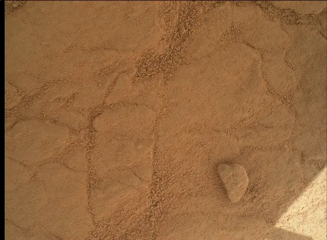 Sol 150: Mars Hand Lens Imager (MAHLI)