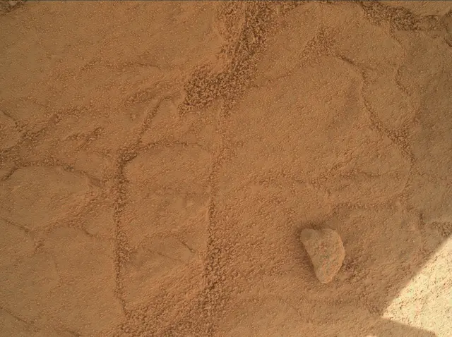 Sol 150: Mars Hand Lens Imager (MAHLI)