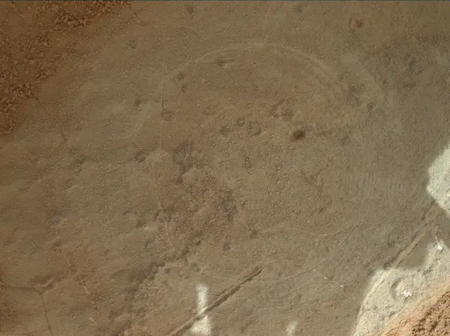 Sol 150: Mars Hand Lens Imager (MAHLI)
