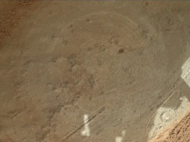 Sol 150: Mars Hand Lens Imager (MAHLI)