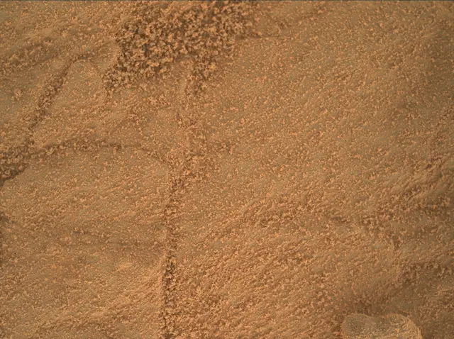 Sol 150: Mars Hand Lens Imager (MAHLI)