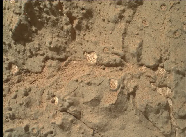 Sol 154: Mars Hand Lens Imager (MAHLI)