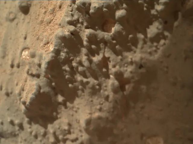 Sol 154: Mars Hand Lens Imager (MAHLI)