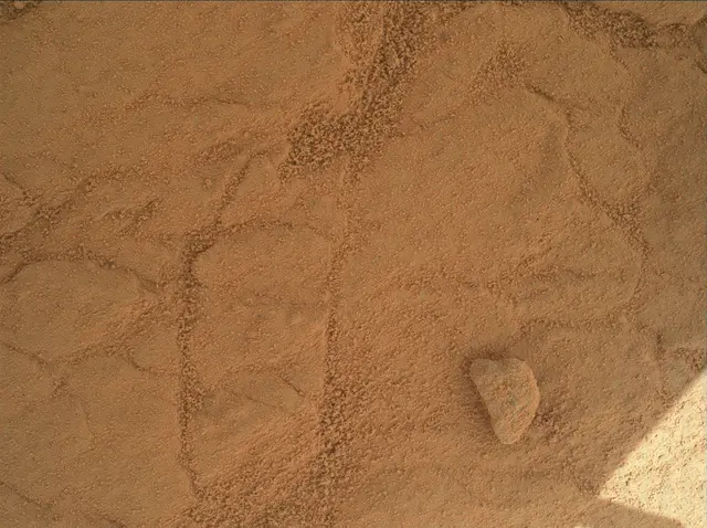 Sol 156: Mars Hand Lens Imager (MAHLI)