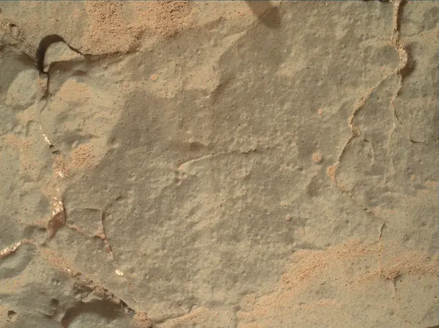 Sol 158: Mars Hand Lens Imager (MAHLI)