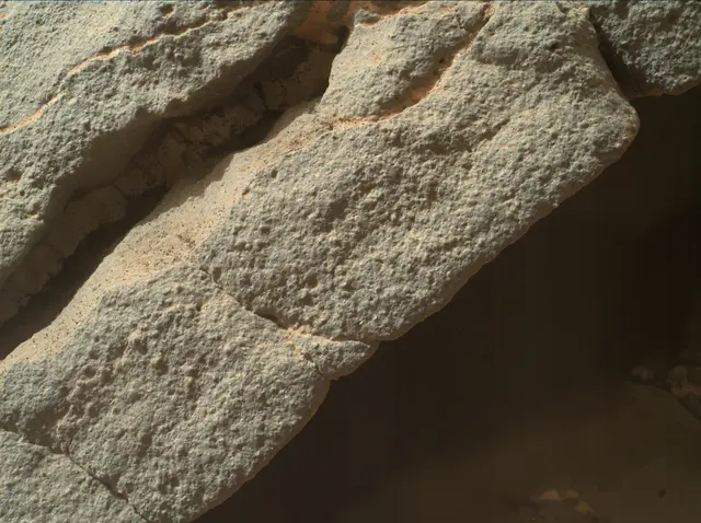 Sol 158: Mars Hand Lens Imager (MAHLI)
