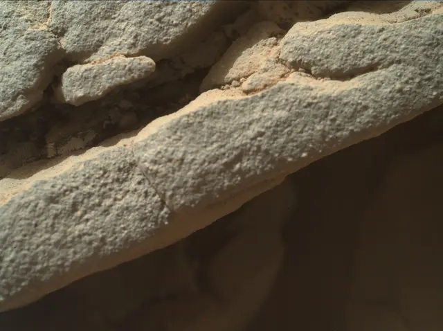 Sol 158: Mars Hand Lens Imager (MAHLI)