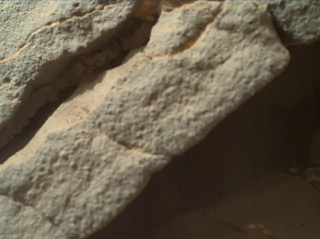 Sol 158: Mars Hand Lens Imager (MAHLI)