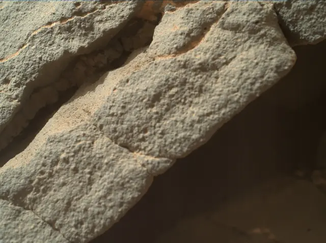 Sol 158: Mars Hand Lens Imager (MAHLI)