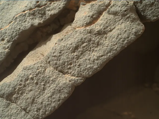 Sol 158: Mars Hand Lens Imager (MAHLI)