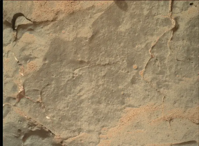 Sol 158: Mars Hand Lens Imager (MAHLI)