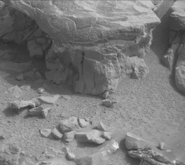 Sol 159: Mast Camera (Mastcam)