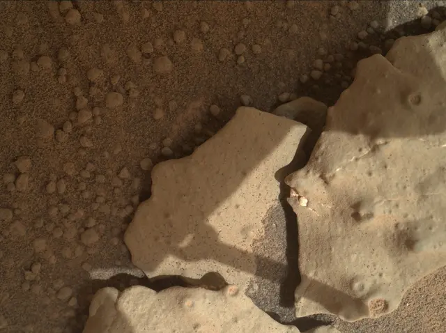 Sol 159: Mars Hand Lens Imager (MAHLI)