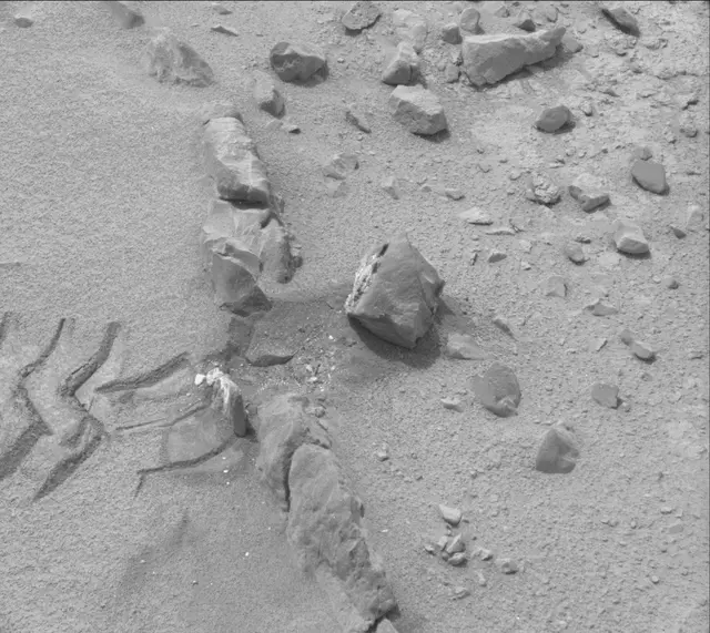 Sol 160: Mast Camera (Mastcam)