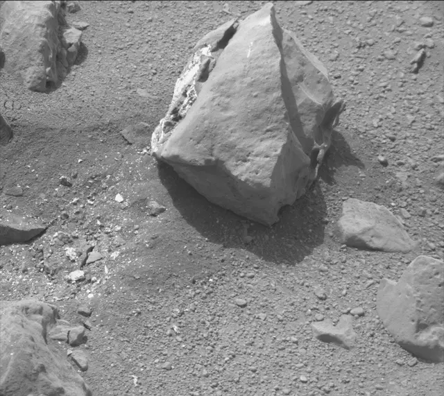 Sol 160: Mast Camera (Mastcam)