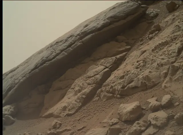 Sol 160: Mars Hand Lens Imager (MAHLI)