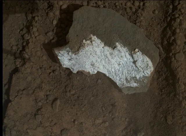 Sol 160: Mars Hand Lens Imager (MAHLI)