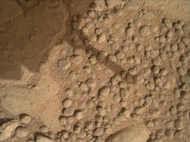 Sol 161: Mars Hand Lens Imager (MAHLI)