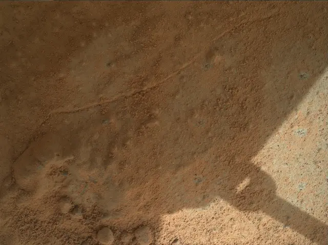 Sol 161: Mars Hand Lens Imager (MAHLI)