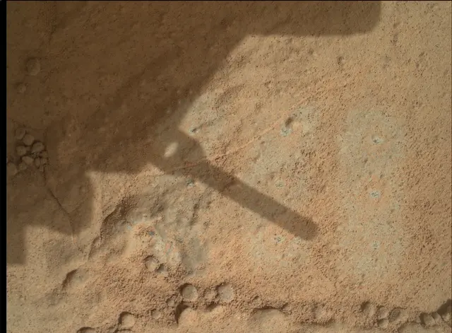 Sol 161: Mars Hand Lens Imager (MAHLI)
