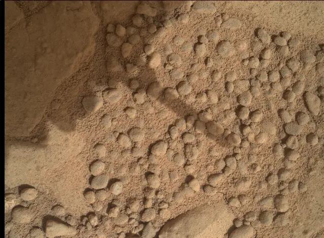 Sol 161: Mars Hand Lens Imager (MAHLI)