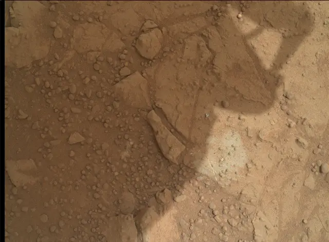 Sol 162: Mars Hand Lens Imager (MAHLI)