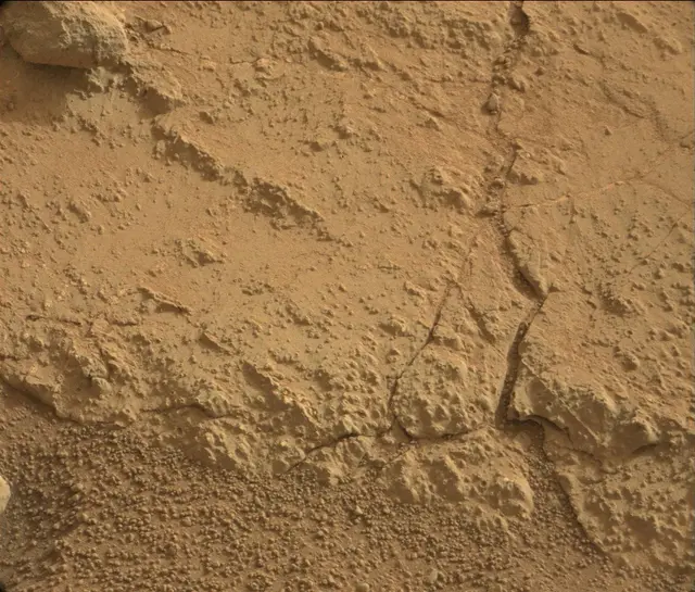 Sol 163: Mast Camera (Mastcam)