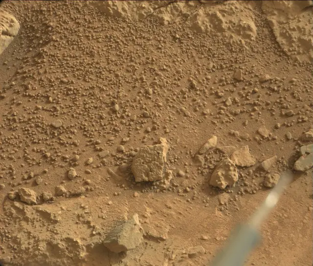 Sol 163: Mast Camera (Mastcam)