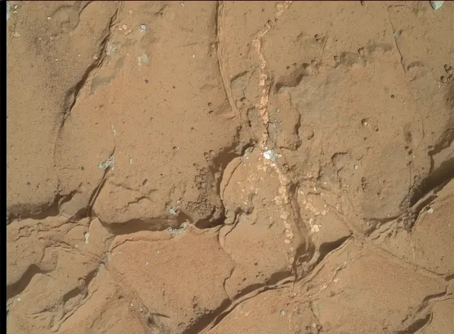 Sol 166: Mars Hand Lens Imager (MAHLI)