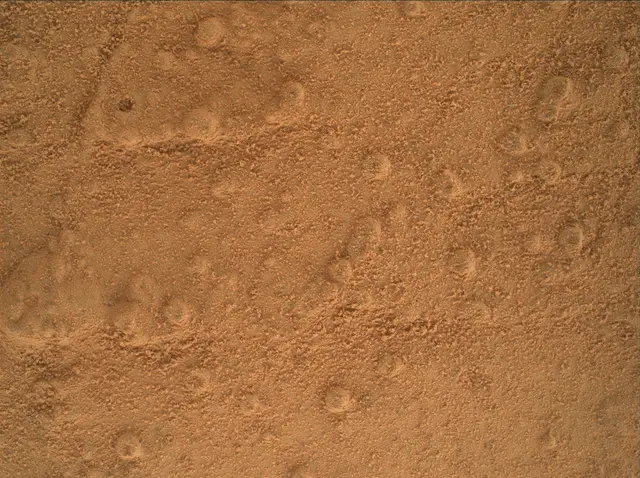 Sol 169: Mars Hand Lens Imager (MAHLI)