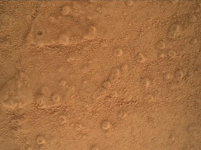 Sol 169: Mars Hand Lens Imager (MAHLI)