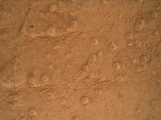 Sol 169: Mars Hand Lens Imager (MAHLI)