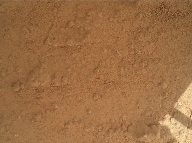 Sol 169: Mars Hand Lens Imager (MAHLI)