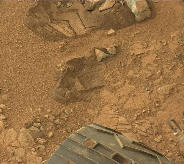 Sol 170: Mast Camera (Mastcam)