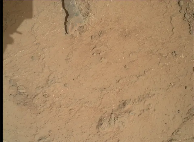 Sol 170: Mars Hand Lens Imager (MAHLI)