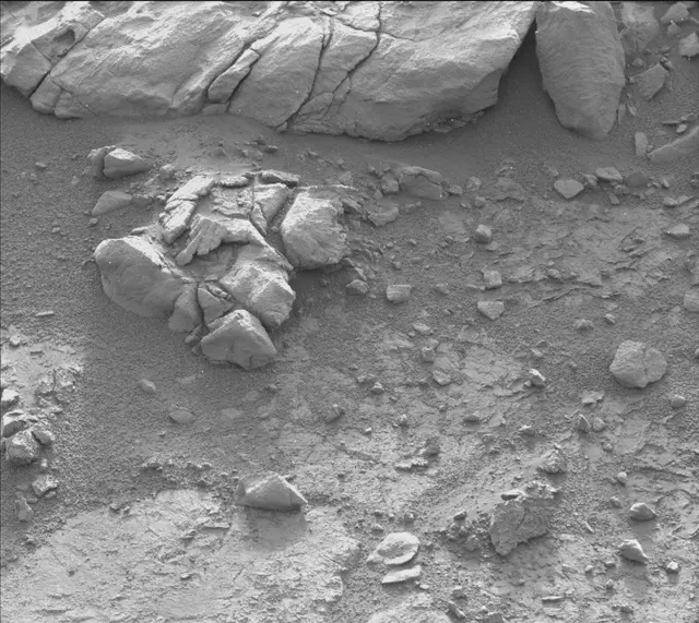 Sol 173: Mast Camera (Mastcam)