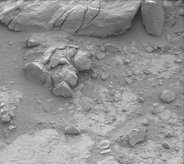 Sol 173: Mast Camera (Mastcam)
