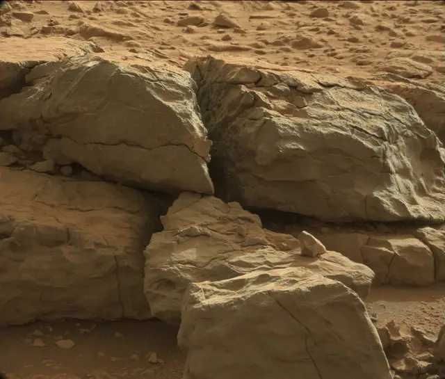 Sol 173: Mast Camera (Mastcam)
