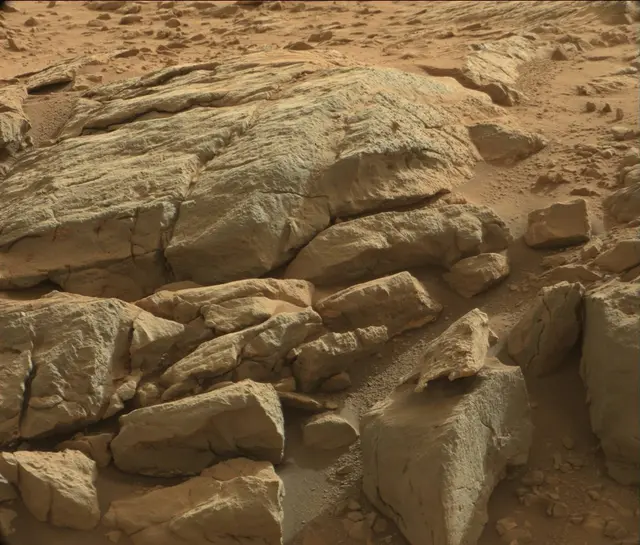 Sol 173: Mast Camera (Mastcam)