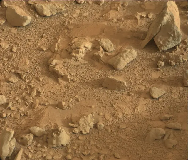 Sol 173: Mast Camera (Mastcam)