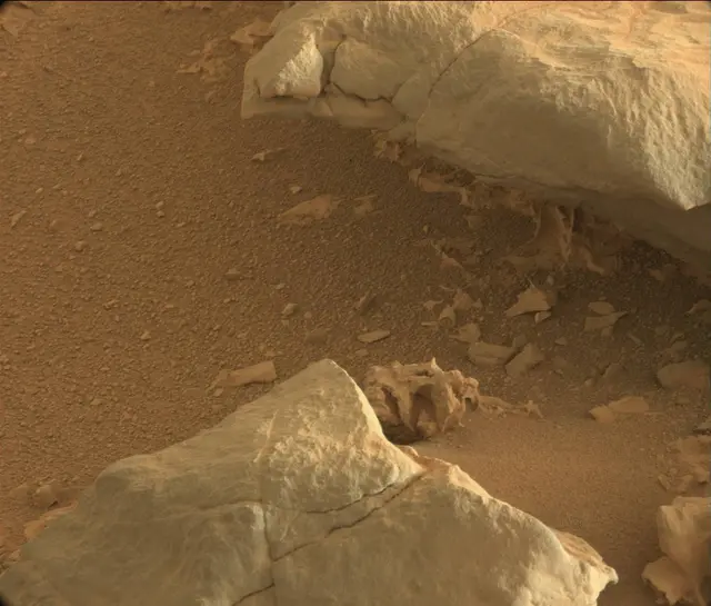 Sol 173: Mast Camera (Mastcam)