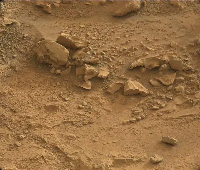 Sol 173: Mast Camera (Mastcam)