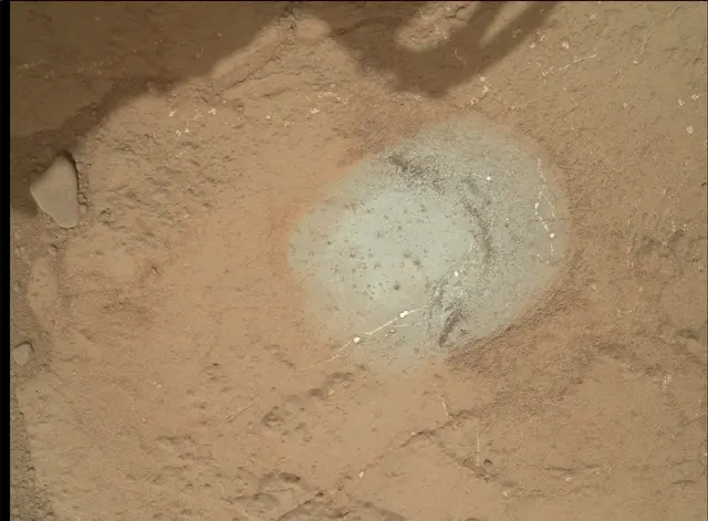 Sol 173: Mars Hand Lens Imager (MAHLI)