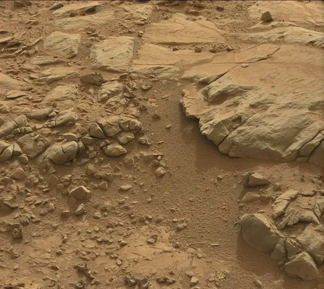 Sol 176: Mast Camera (Mastcam)